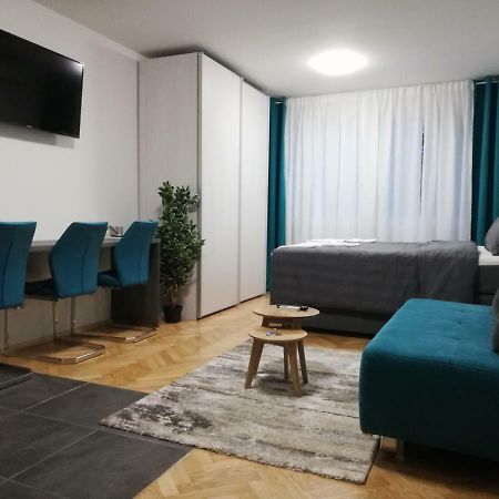 Apartments Ali Загреб Екстериор снимка
