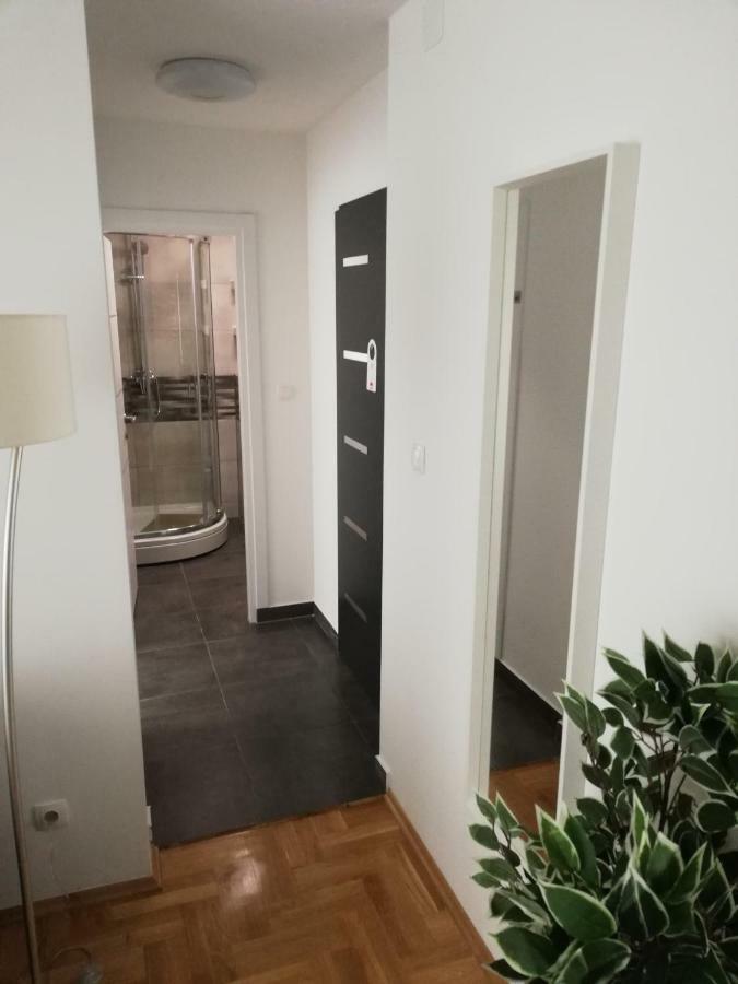 Apartments Ali Загреб Екстериор снимка