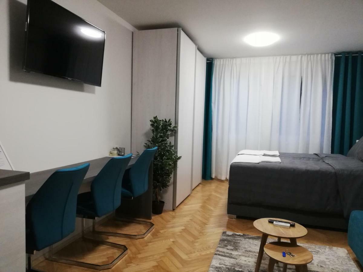 Apartments Ali Загреб Екстериор снимка